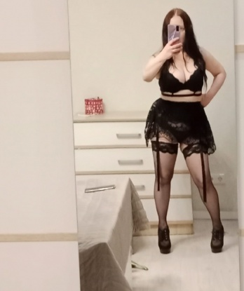 Фатима, 39